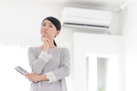 エアコンの寿命はどのくらい 耐用年数とお手入れについて イエコマ